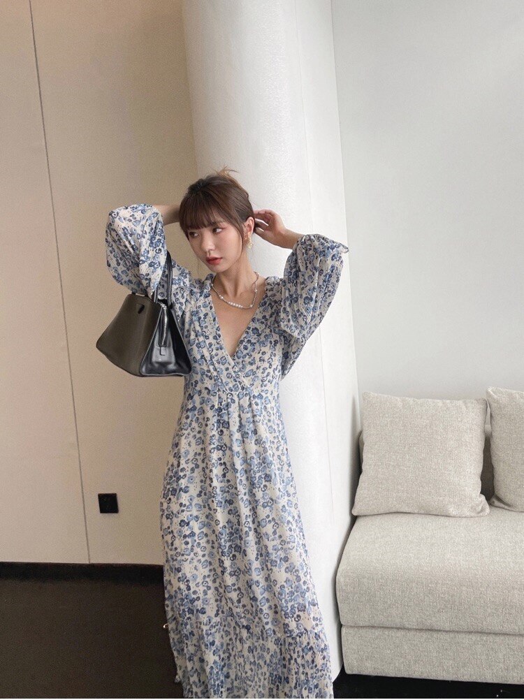 Boho Floral Midi Dress with Lantern Sleeves – Soulmate Streetwear | same ANTHEM. Femme