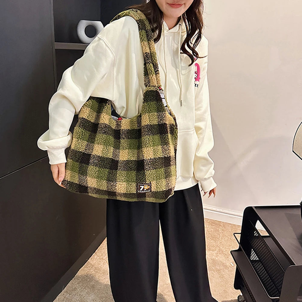 Fluffy Plaid Tote Bag – Soulmate Streetwear Bag | same ANTHEM