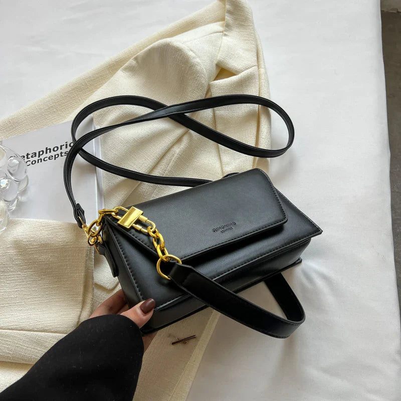 Green Flap Crossbody Bag | same ANTHEM. Soulmate Streetwear