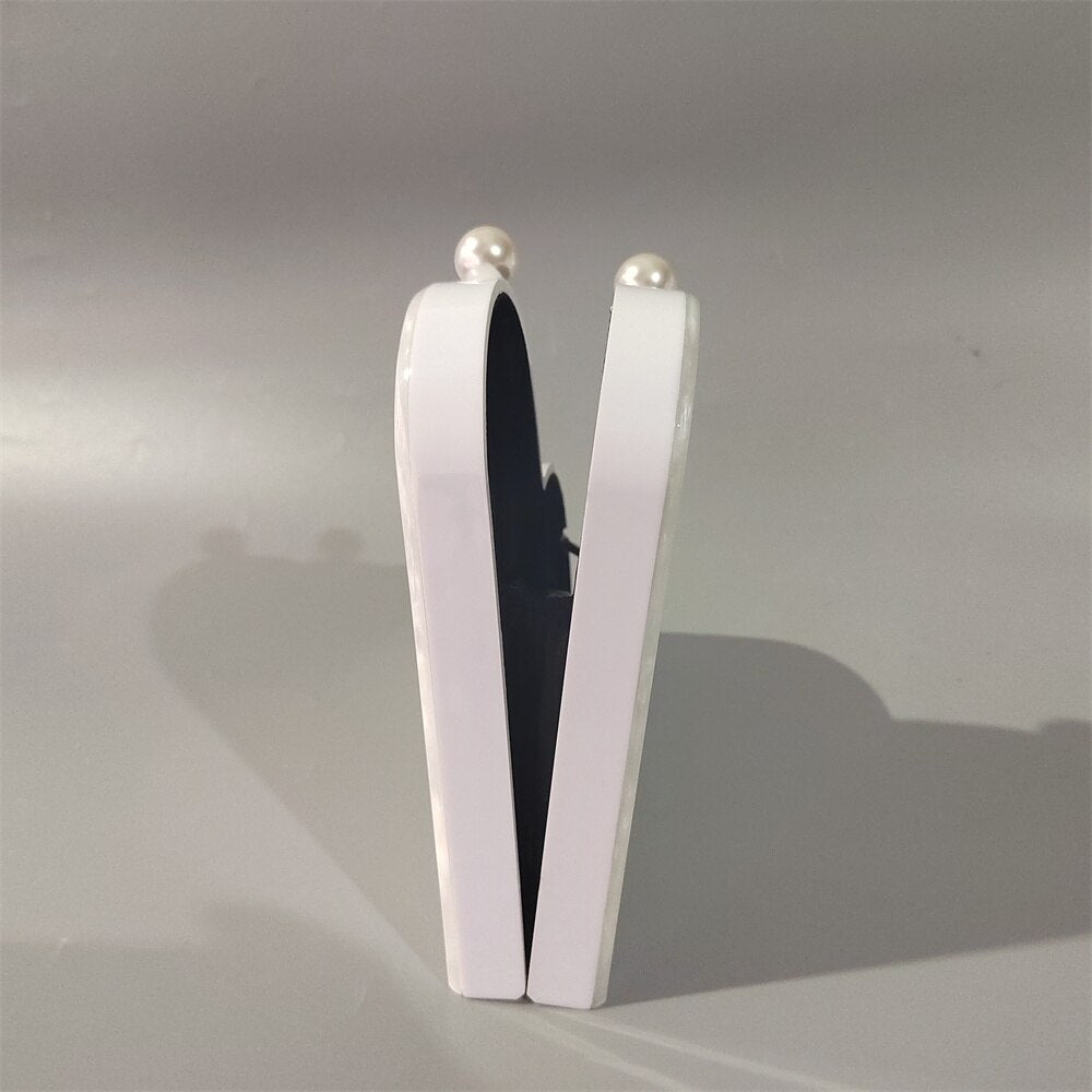 Mother of Pearl Heart Clutch | same ANTHEM. Soulmate Streetwear - Gold chain