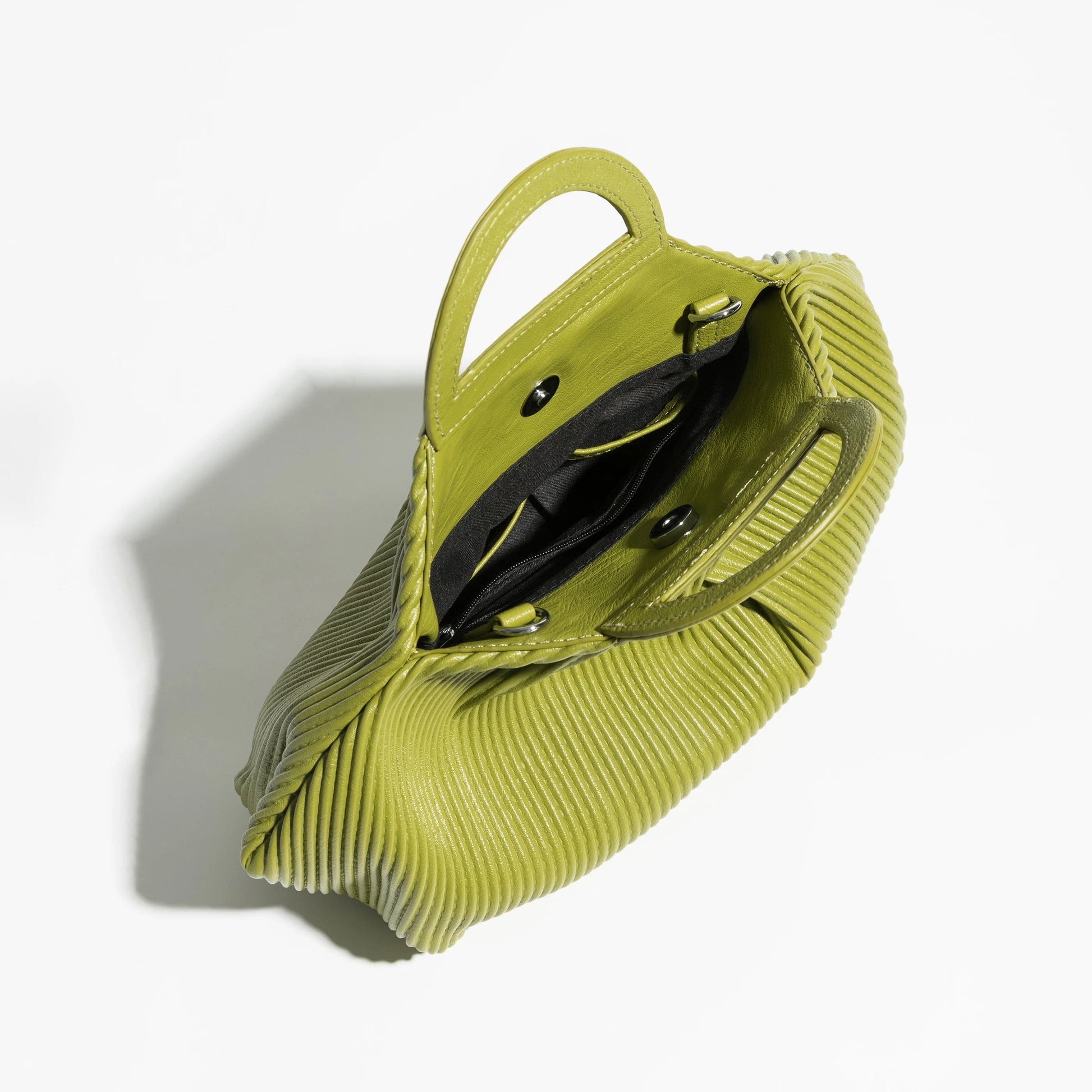 Pleated Dumpling Bag | same ANTHEM. Retro Streetwear