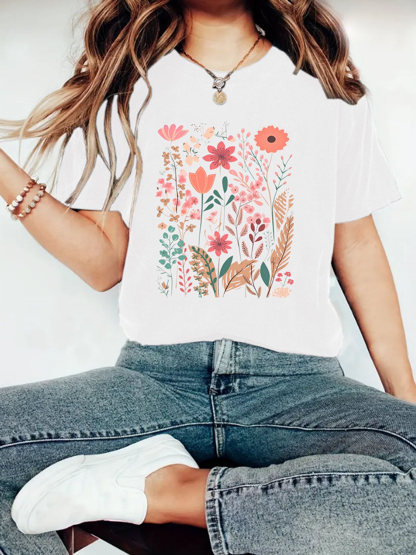 Romantic Floral Graphic Tee – same ANTHEM Dreamy Fashion for Soulmates - White / L