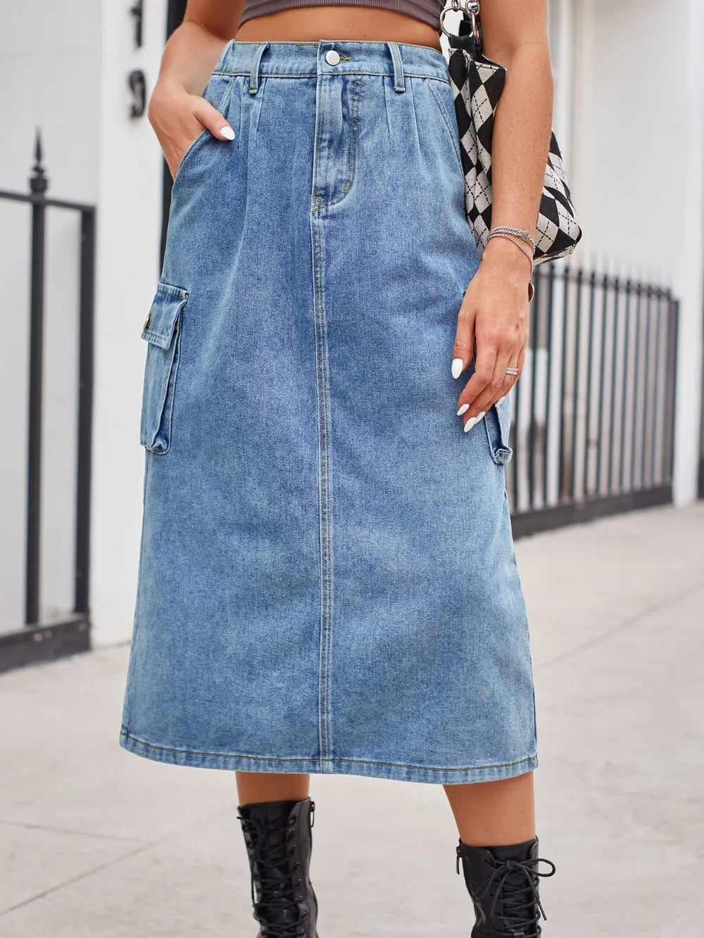 Slit Button Denim Skirt with Pockets – Streetwear Soulmate Style | same ANTHEM