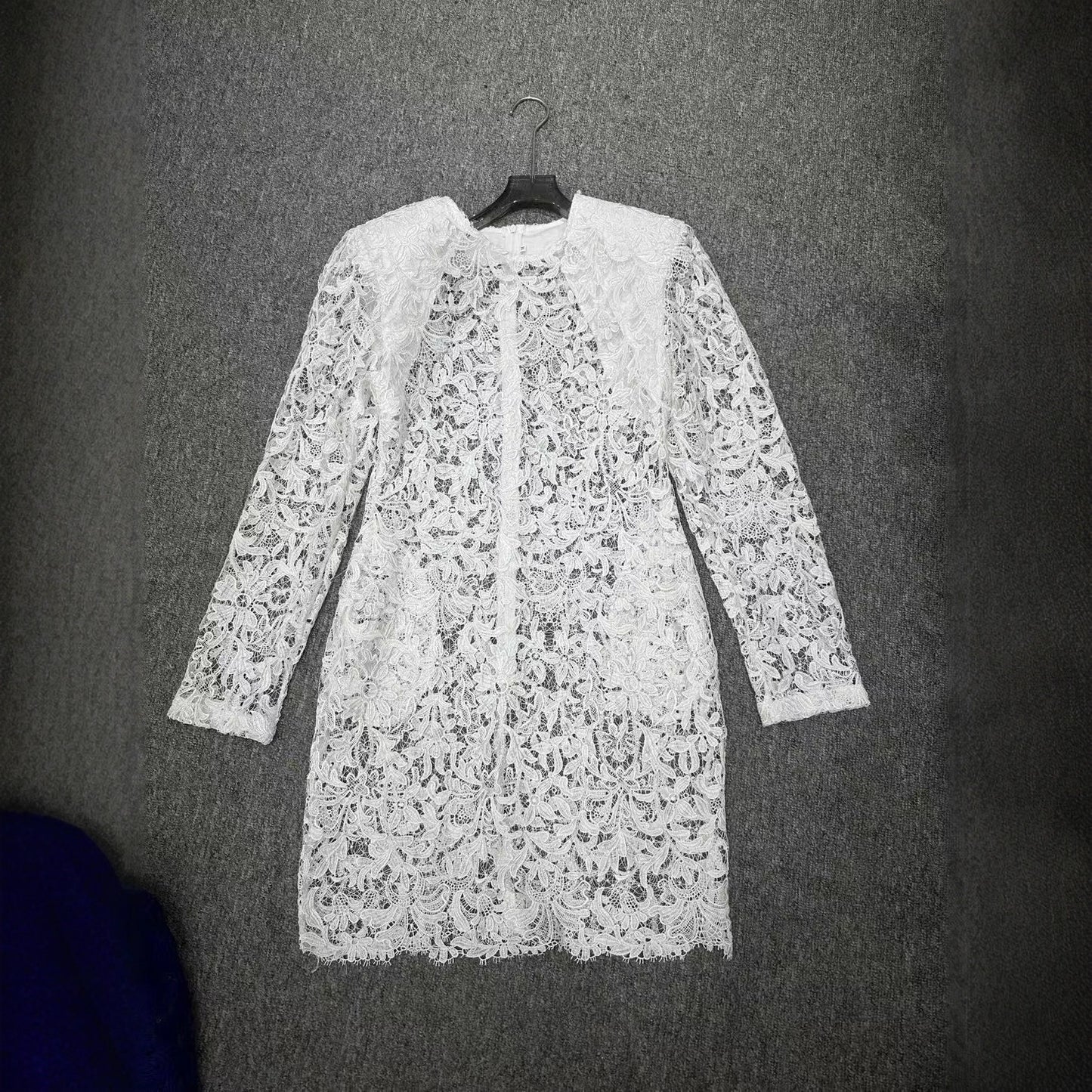 Slim Lace Dress | same ANTHEM.