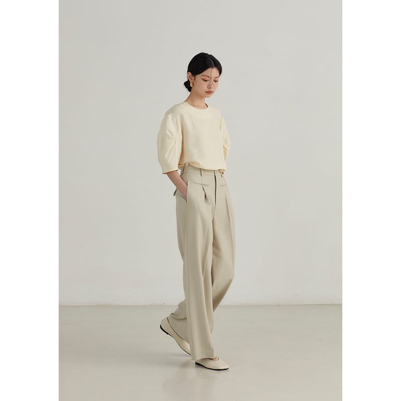 Round Neck VersatileTop | same ANTHEM.