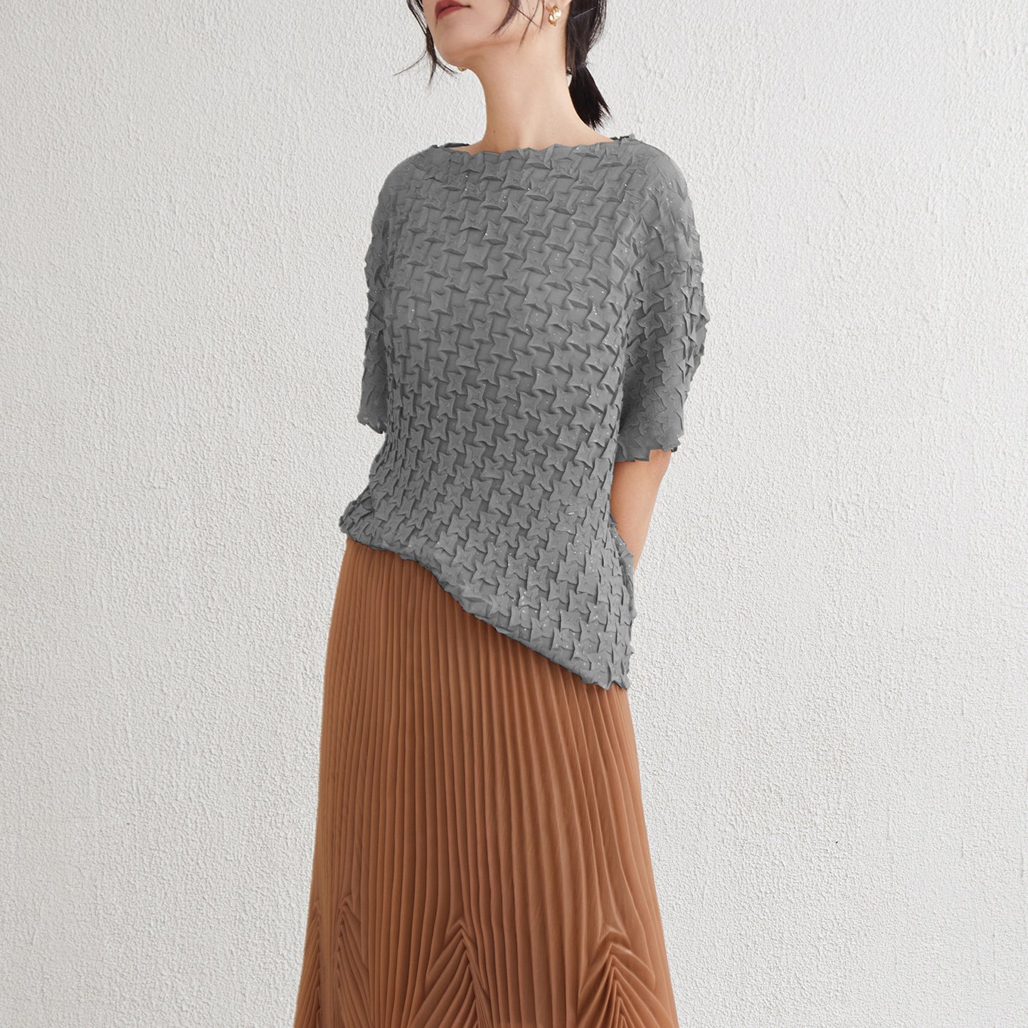 3D Pleated T-Shirt | same ANTHEM.