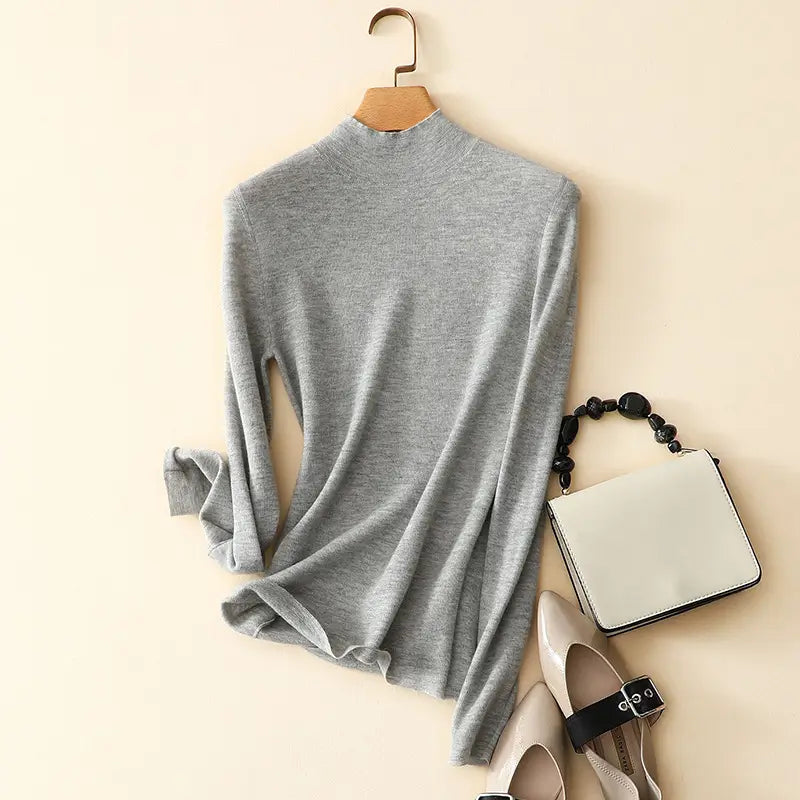 Women’s classic half high collar commuting fit