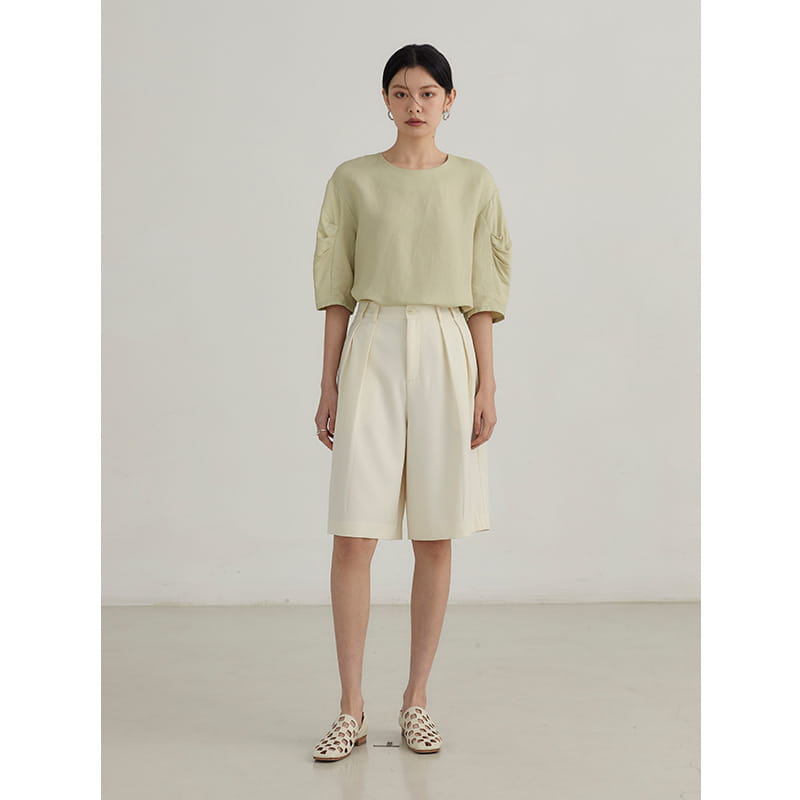 Round Neck VersatileTop | same ANTHEM.