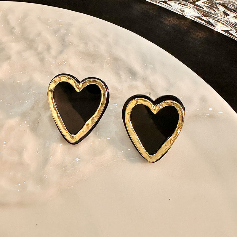 Enamel Heart Stud Earrings | same ANTHEM.