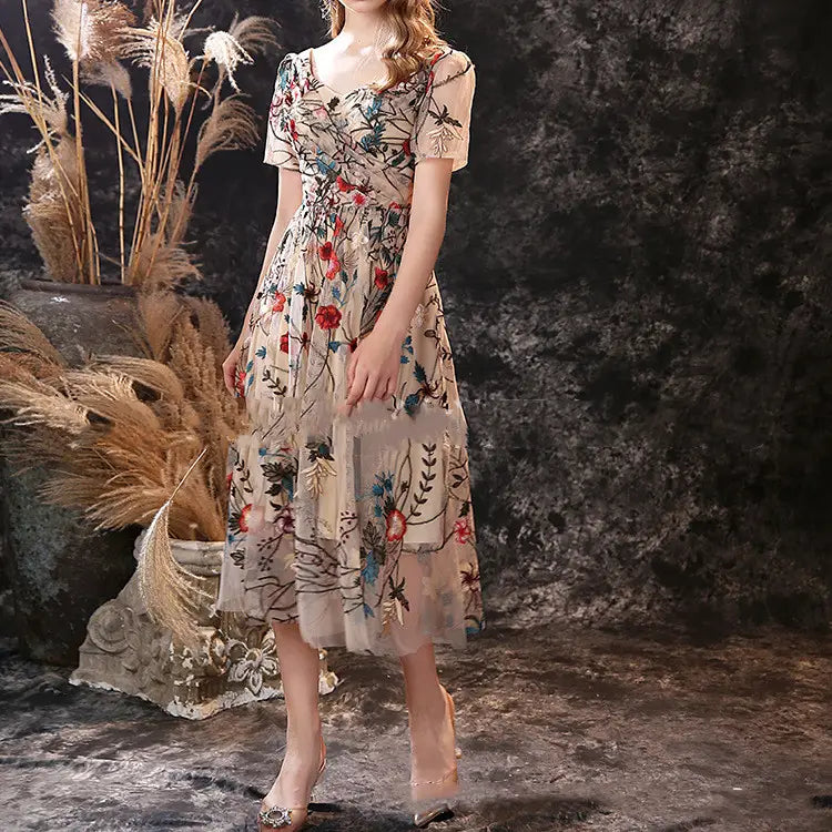 Women’s Embroidered Lace Short Sleeve Mid Length Dress