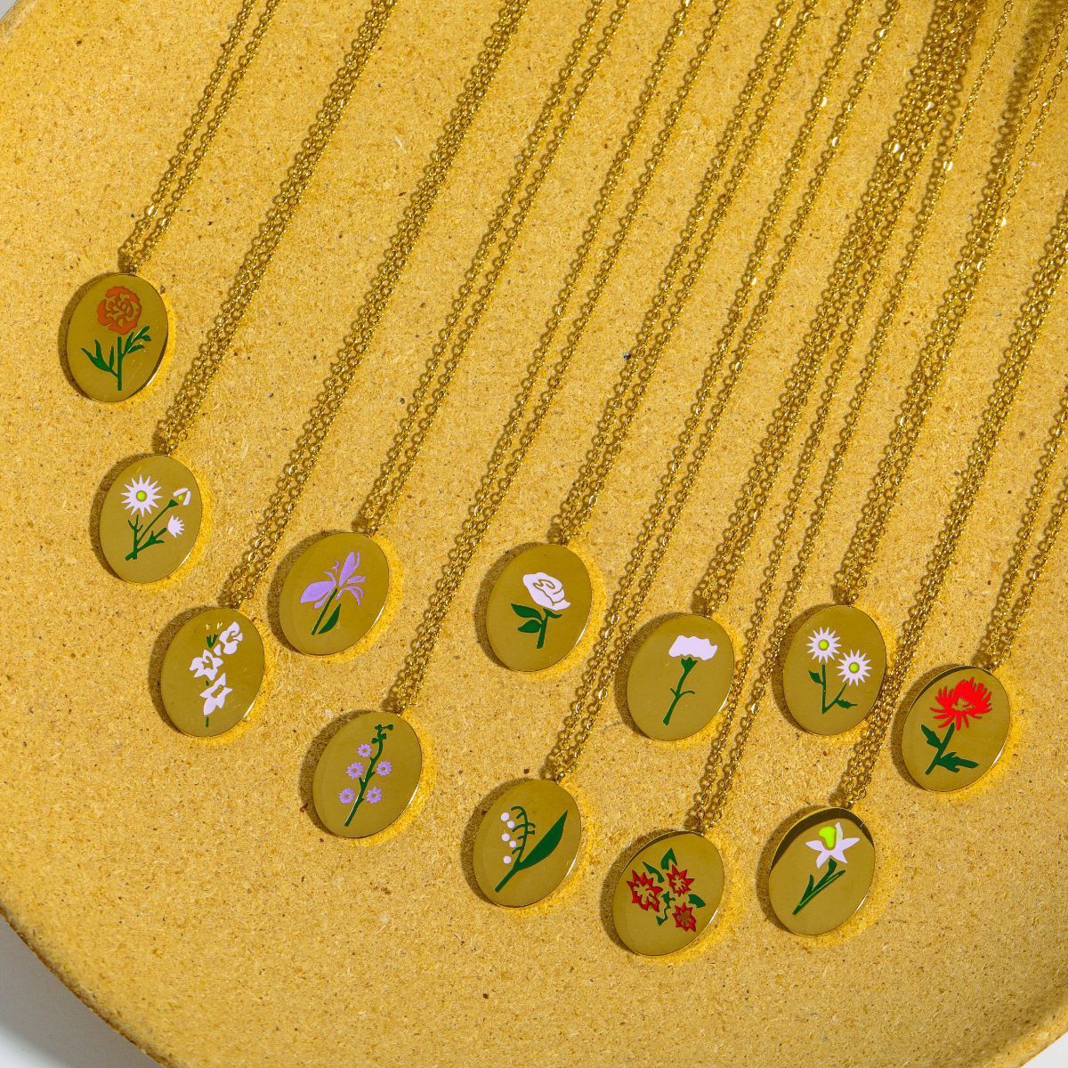 3D Flower Oval Pendant Necklace | Boho Chic Jewellery for Lovers & Soulmates | same ANTHEM