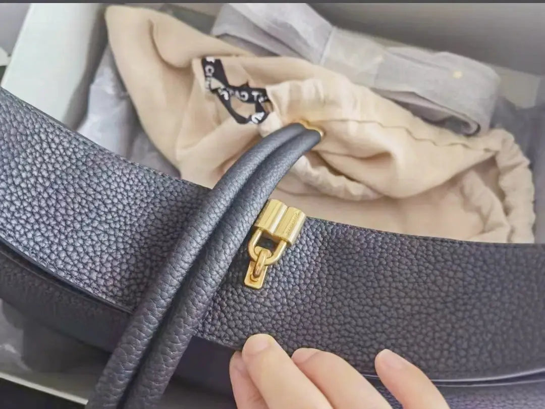 Medium Moon Bend Bag | same ANTHEM.