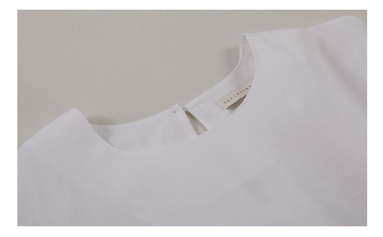 Round Neck VersatileTop | same ANTHEM.