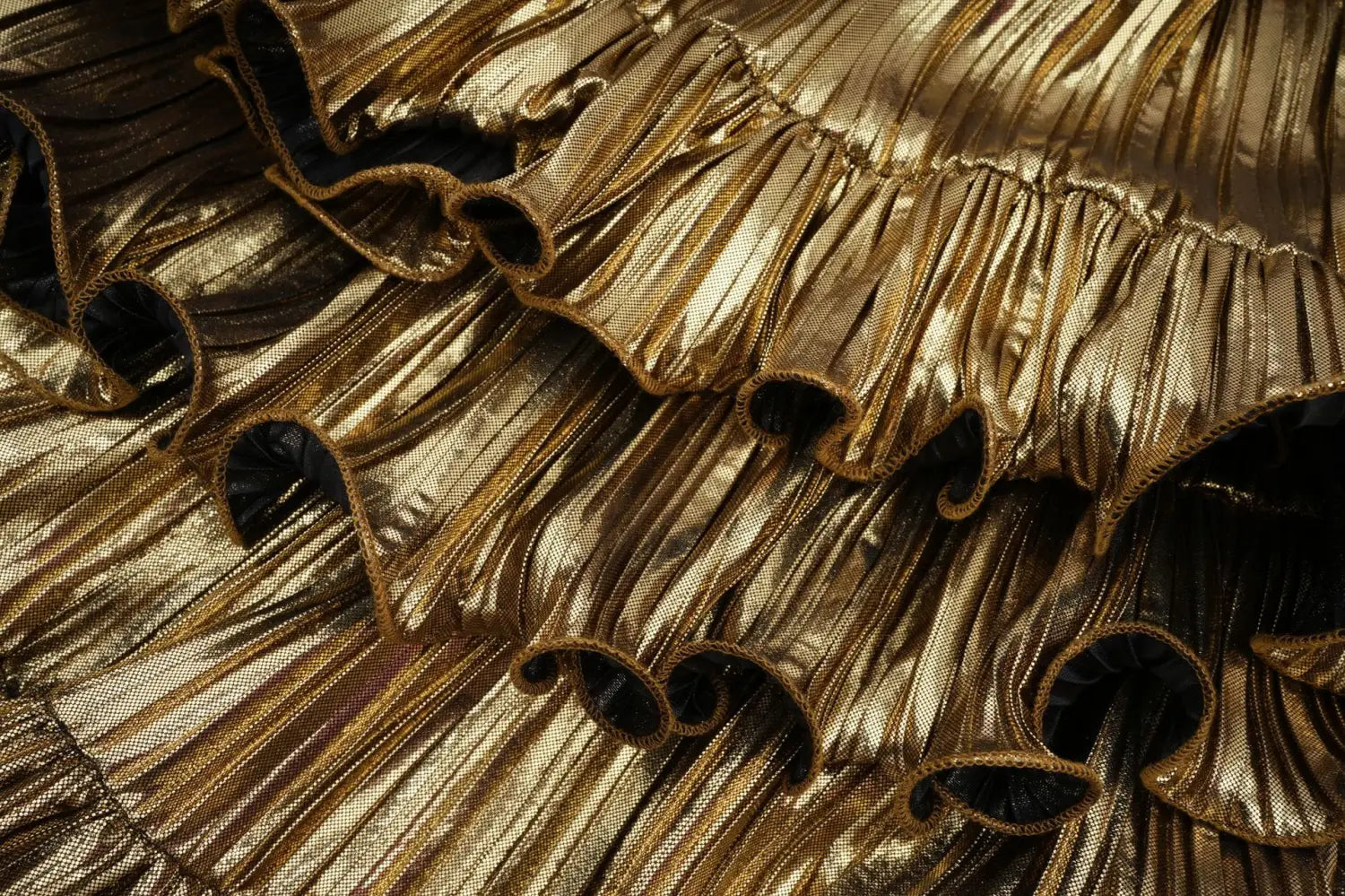 V-Neck Sleeveless Dress | same ANTHEM.