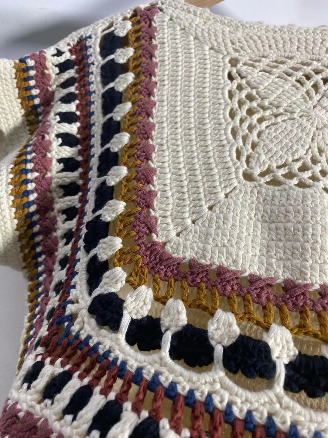 Crochet Knitted Pullover | same ANTHEM.