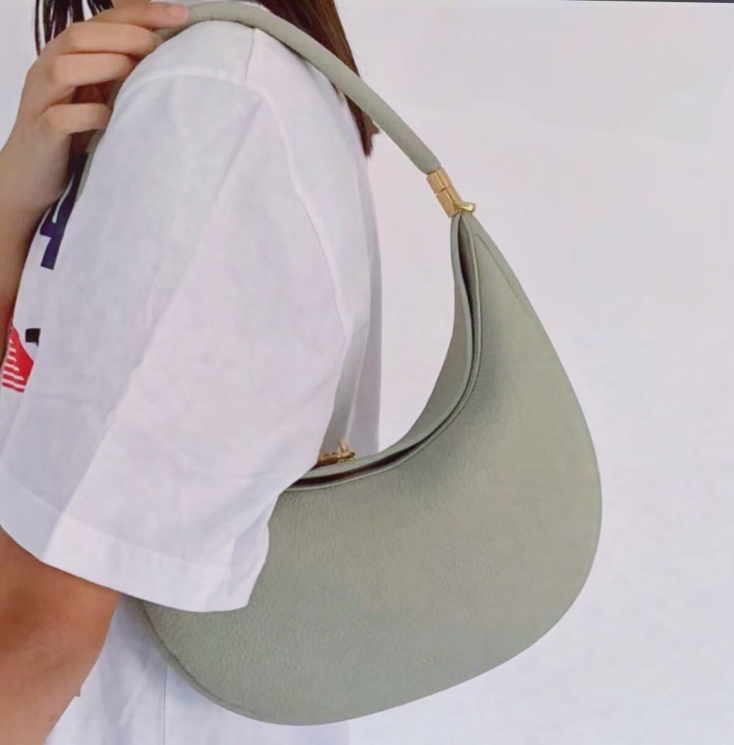 Medium Moon Bend Bag | same ANTHEM.