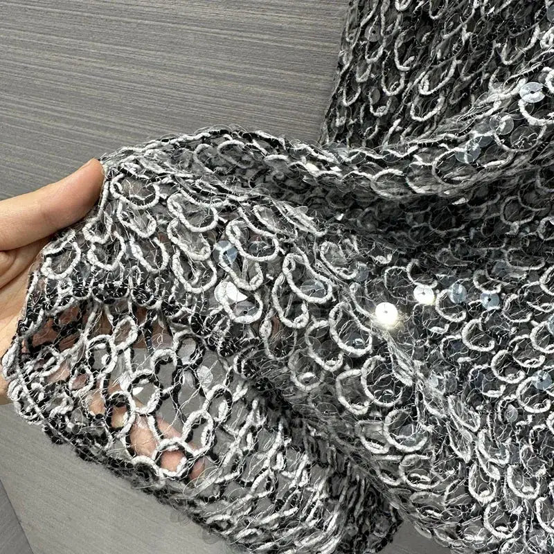 Hollow Sequins Sweater | same ANTHEM.