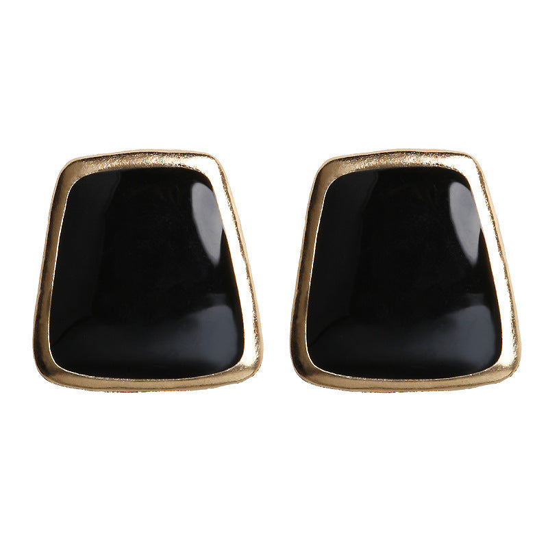 Enamel Heart Stud Earrings | same ANTHEM.