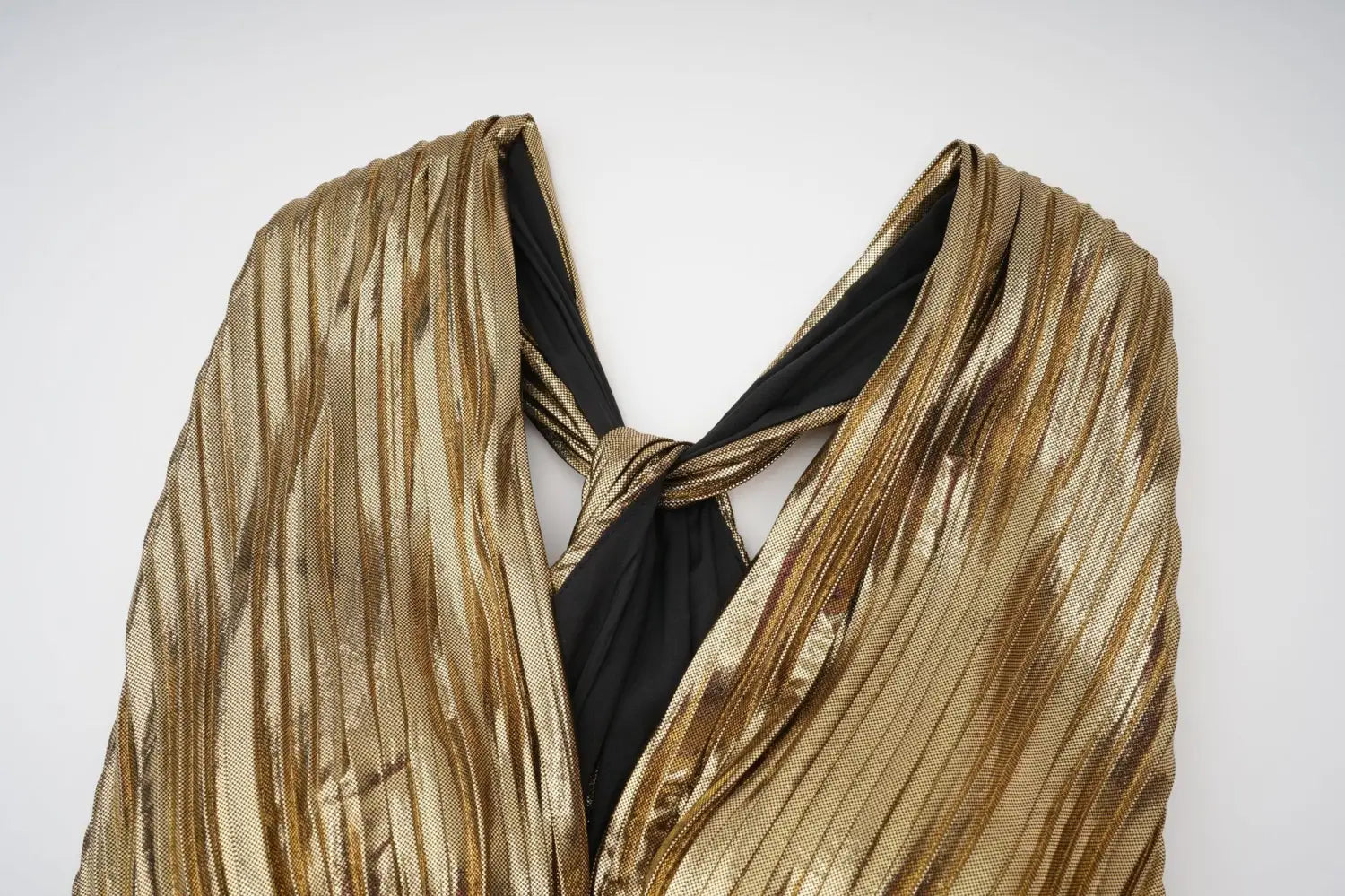 V-Neck Sleeveless Dress | same ANTHEM.