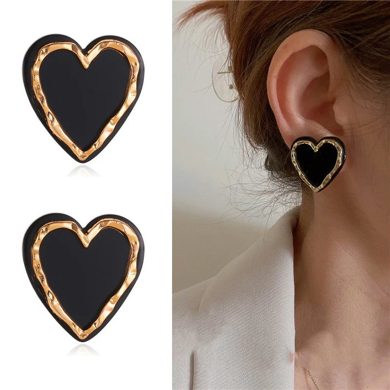 Enamel Heart Stud Earrings | same ANTHEM.