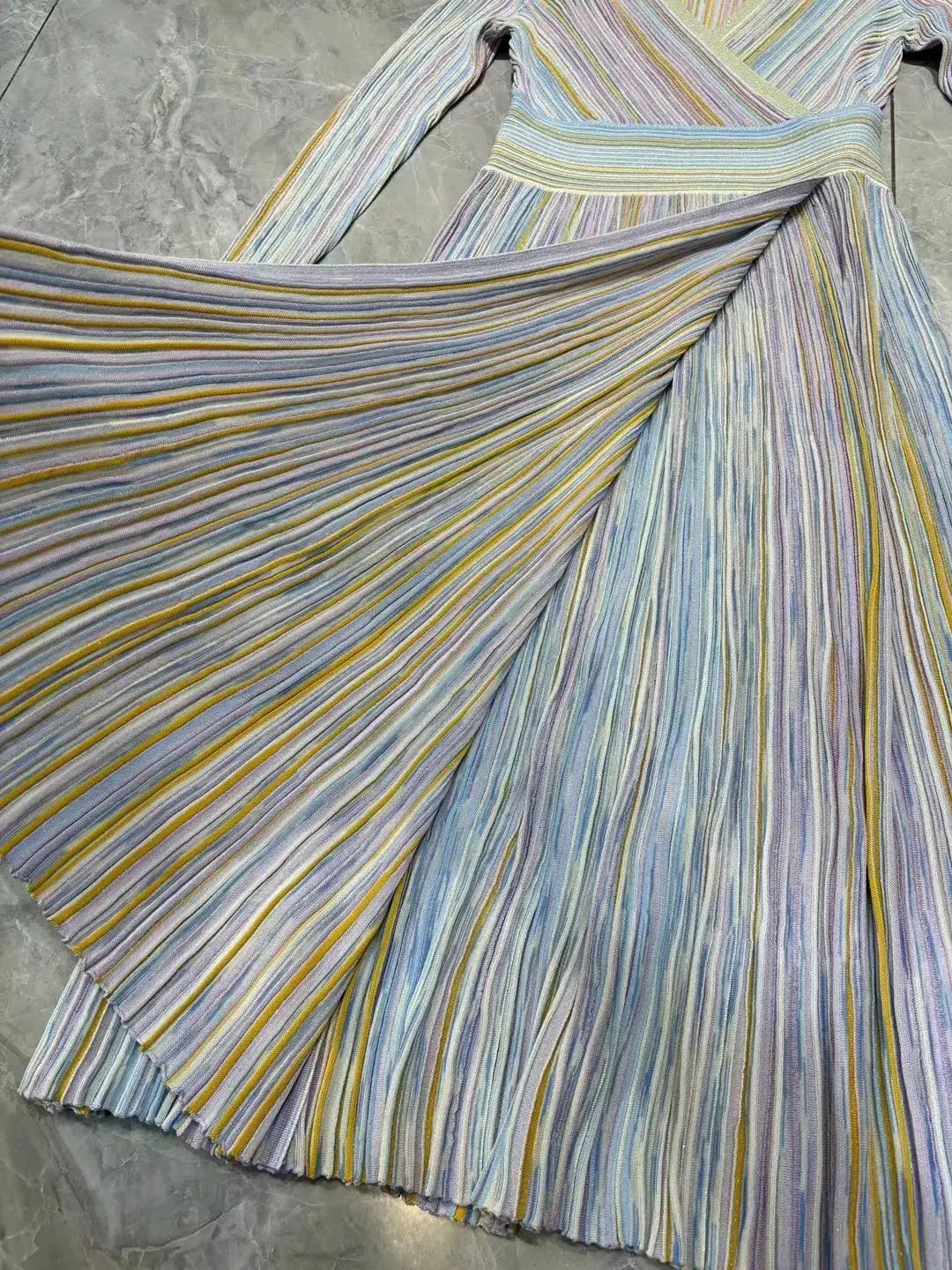 Knitted Long Sleeved Dress | same ANTHEM.