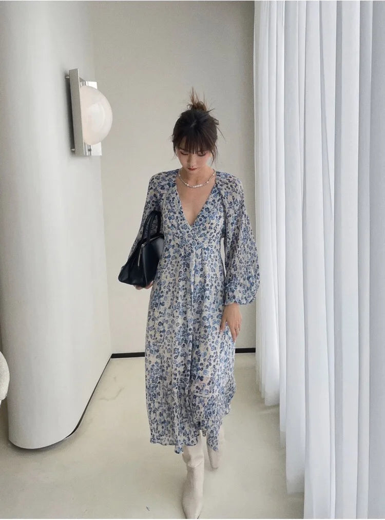 Boho Floral Midi Dress with Lantern Sleeves – Soulmate Streetwear | same ANTHEM. Femme