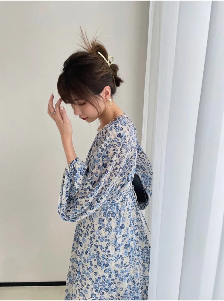 Boho Floral Midi Dress with Lantern Sleeves – Soulmate Streetwear | same ANTHEM. Femme