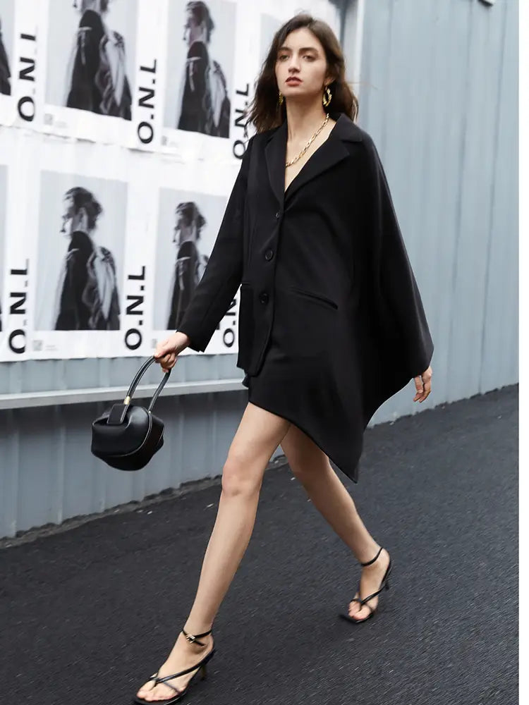 Bat Sleeve Blazer | same ANTHEM.