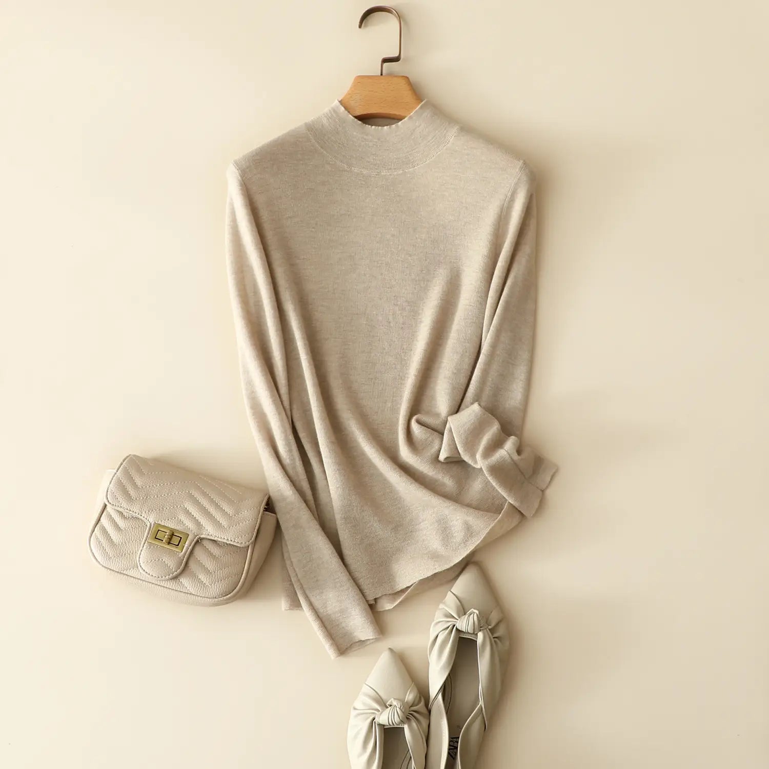 Women’s classic half high collar commuting fit