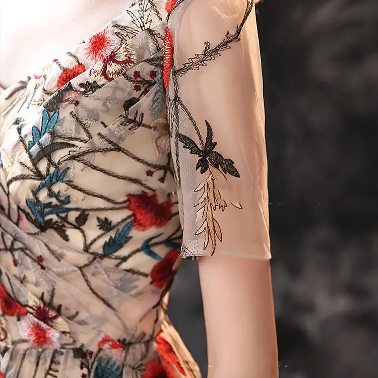 Women’s Embroidered Lace Short Sleeve Mid Length Dress