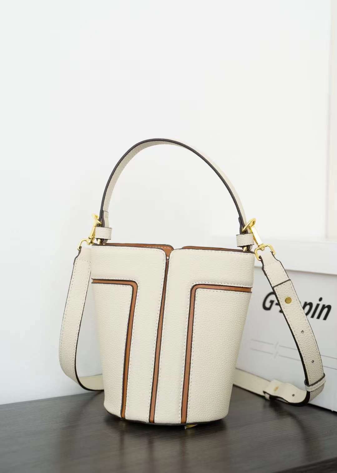 Chic Cowhide Tote Shoulder Bag | Timeless French Style | same ANTHEM - Beige / 19x19x13cm - Bag