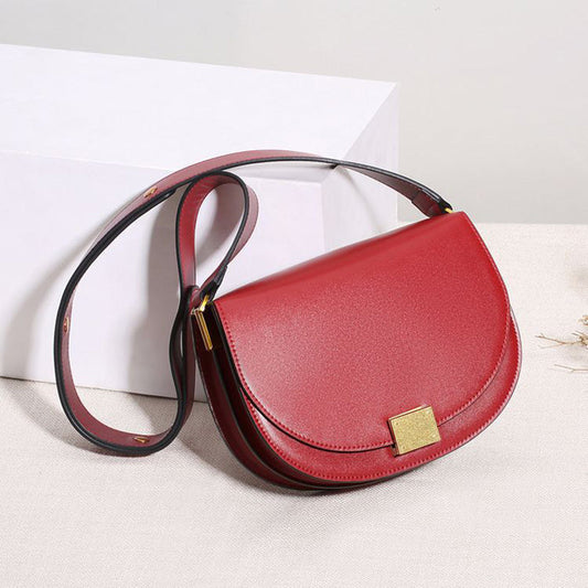 Chic Ladies Saddle Bag | Timeless French Connection | same ANTHEM