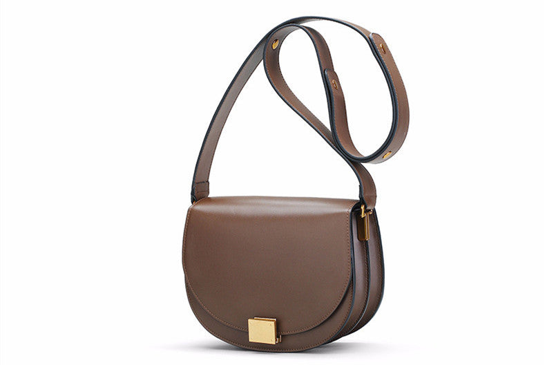 Chic Ladies Saddle Bag | Timeless French Connection | same ANTHEM - Brown