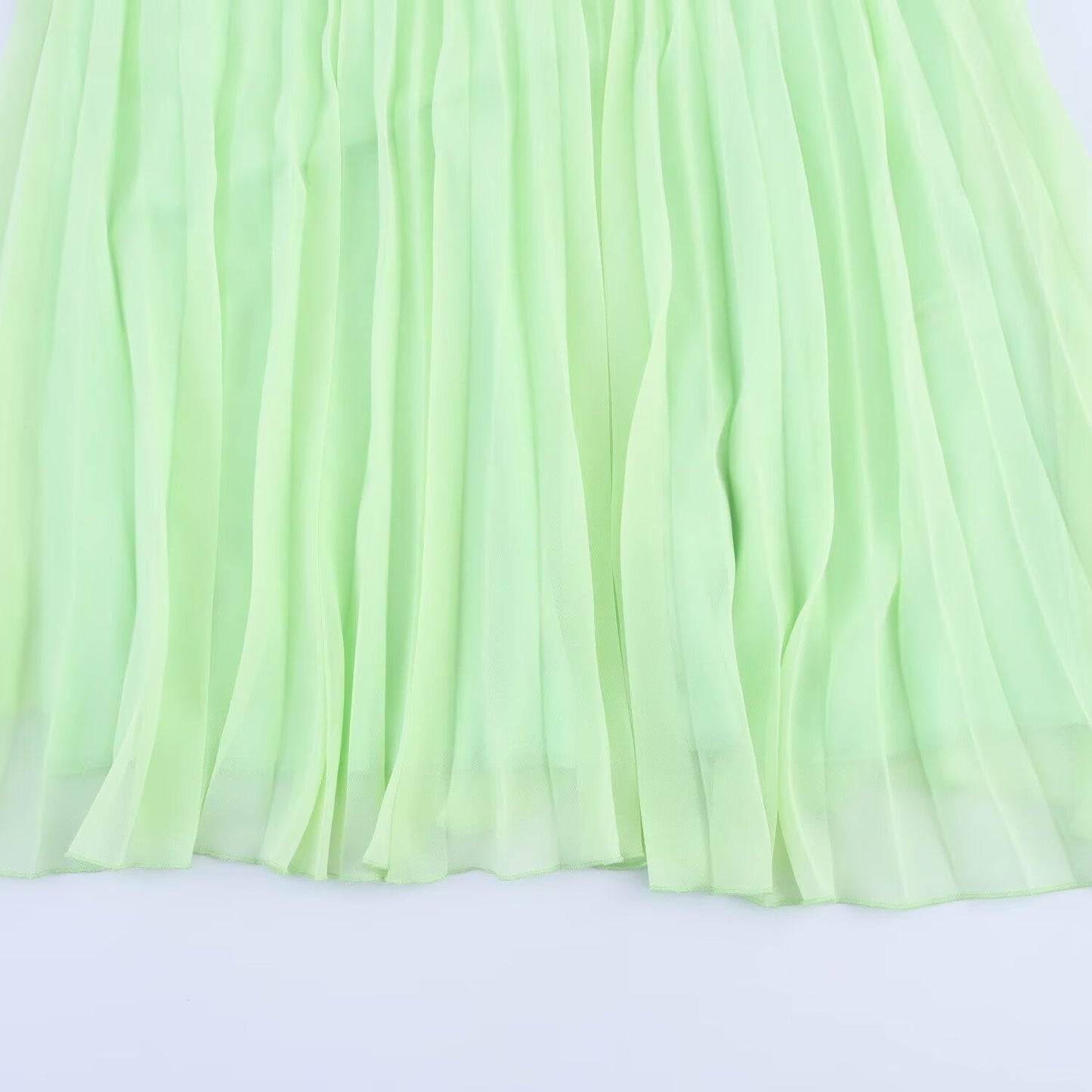 Chiffon Pleated Mid Length Skirt – dreamy soulmate streetwear | same ANTHEM.