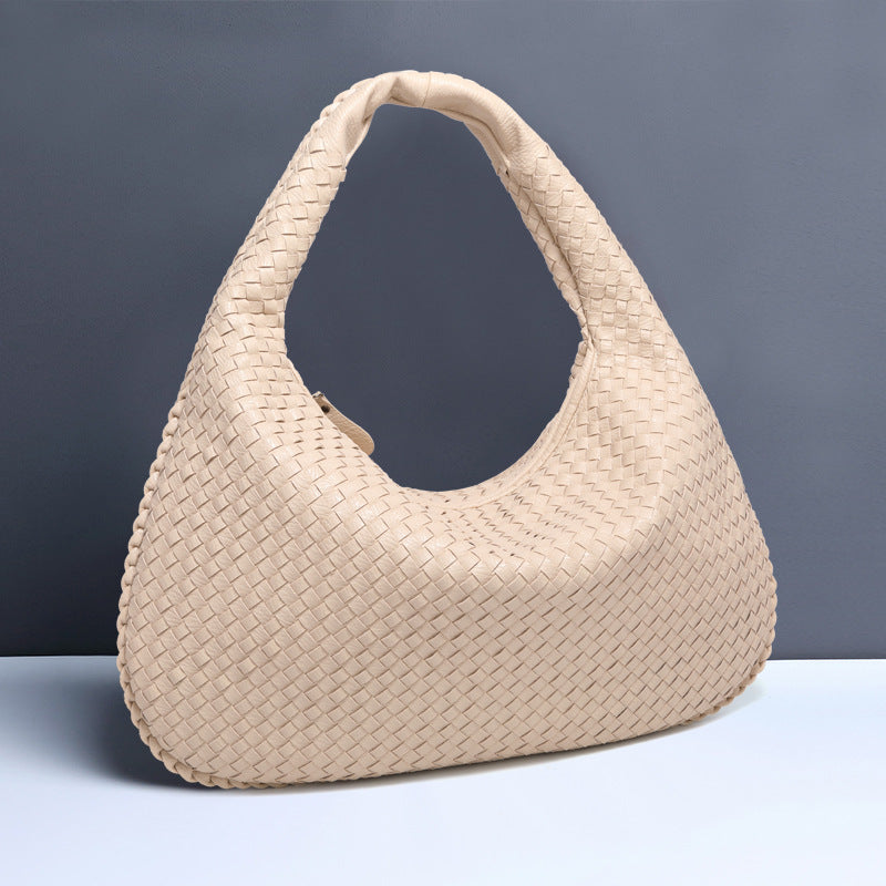 Crescent Shaped Shoulder Bag – Soulmate Streetwear | same ANTHEM