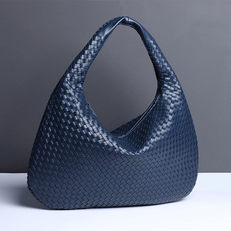 Crescent Shaped Shoulder Bag – Soulmate Streetwear | same ANTHEM - 626 # Deep Blue