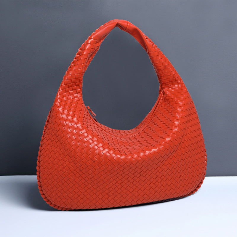 Crescent Shaped Shoulder Bag – Soulmate Streetwear | same ANTHEM