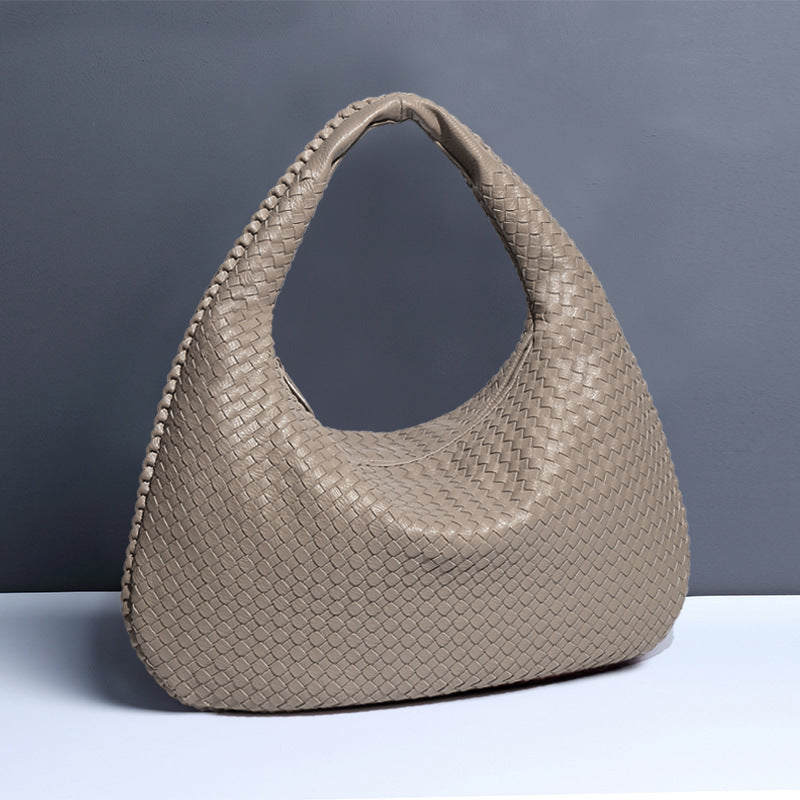 Crescent Shaped Shoulder Bag – Soulmate Streetwear | same ANTHEM