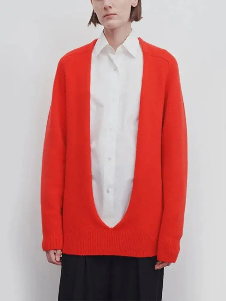 Deep V-Neck Wool Sweater | same ANTHEM.