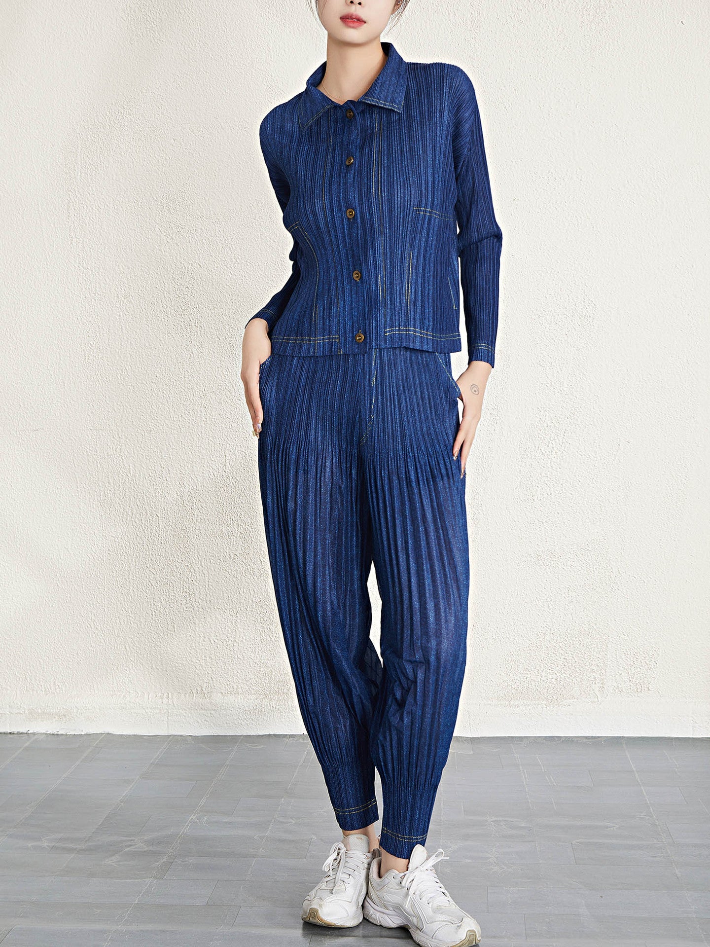 Dreamy Denim-Style Pleated Set for Women – Soulmate Streetwear | same ANTHEM
