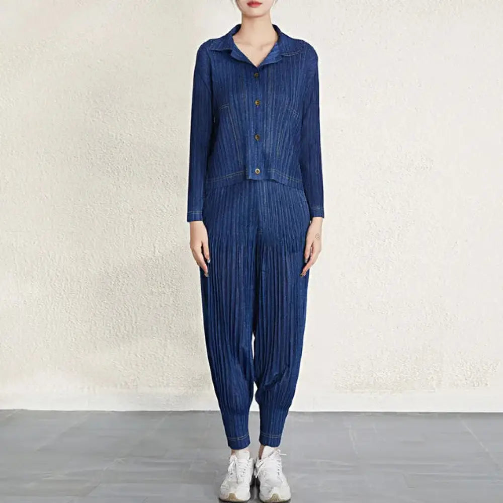 Dreamy Denim-Style Pleated Set for Women – Soulmate Streetwear | same ANTHEM - Blue / Tops