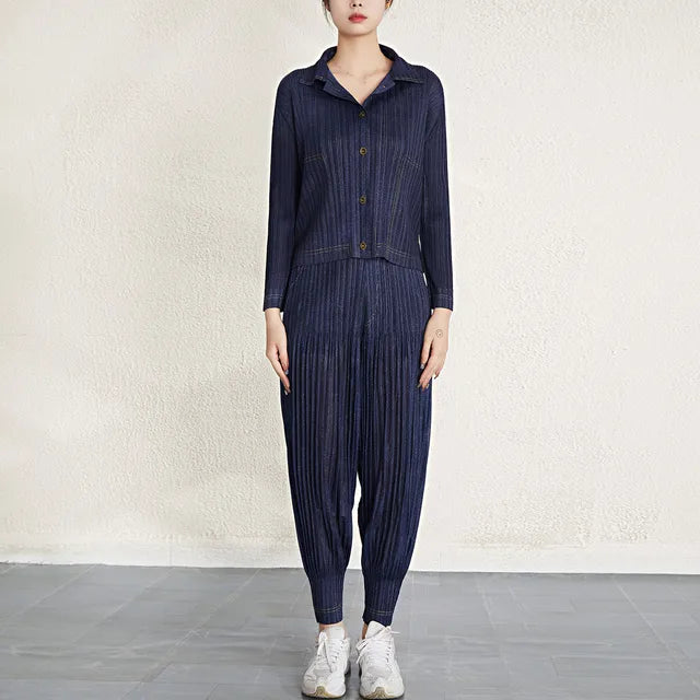 Dreamy Denim-Style Pleated Set for Women – Soulmate Streetwear | same ANTHEM - black / Tops