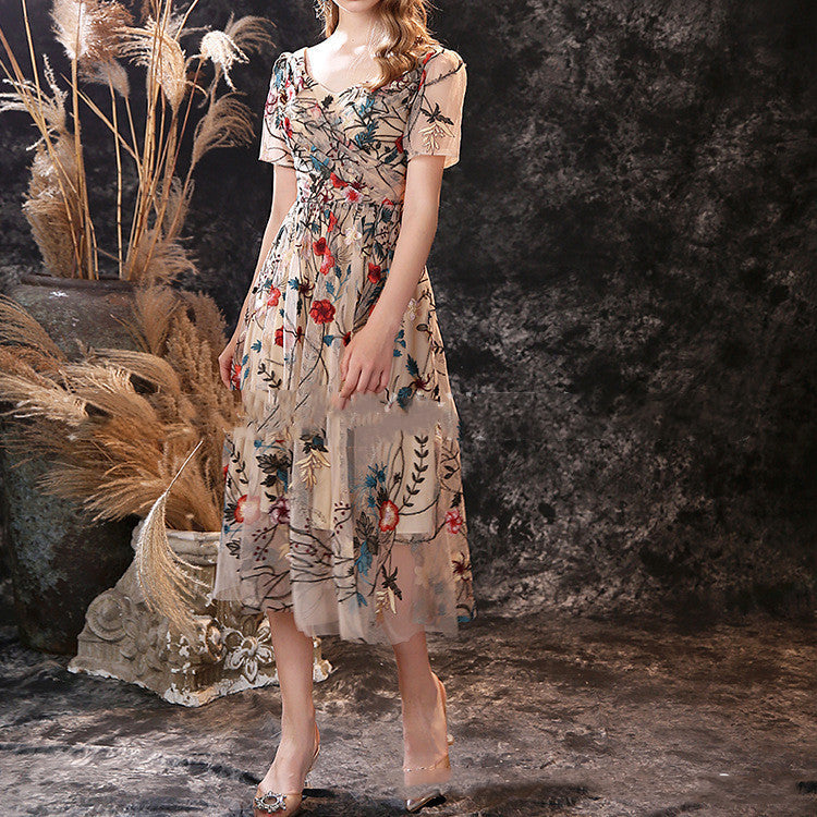 Women’s Embroidered Lace Short Sleeve Mid Length Dress - Bag