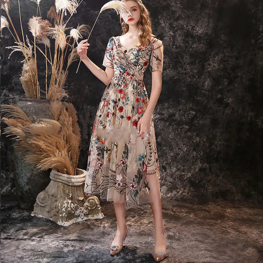 Women’s Embroidered Lace Short Sleeve Mid Length Dress - Bag