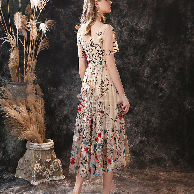 Women’s Embroidered Lace Short Sleeve Mid Length Dress - Bag