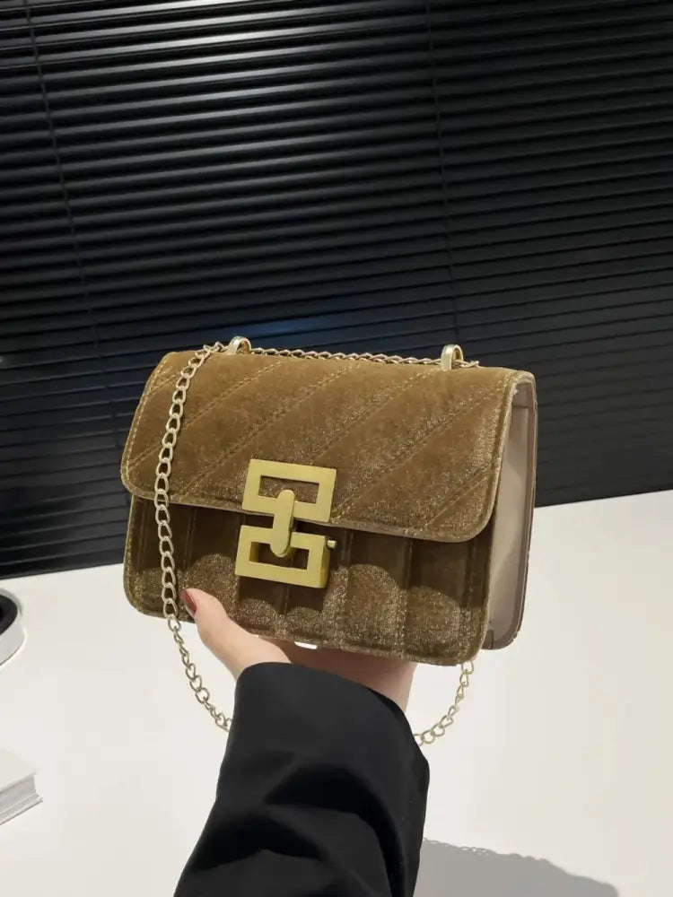 Golden Chain Bag – Night-Out Chic | same ANTHEM