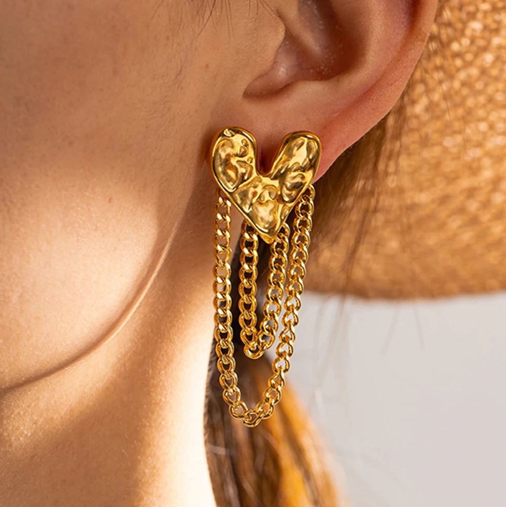 Hammer Heart Tassel Stud Earrings – same ANTHEM. Korean Fashion Jewelry for Soulmates - JDEW2306010