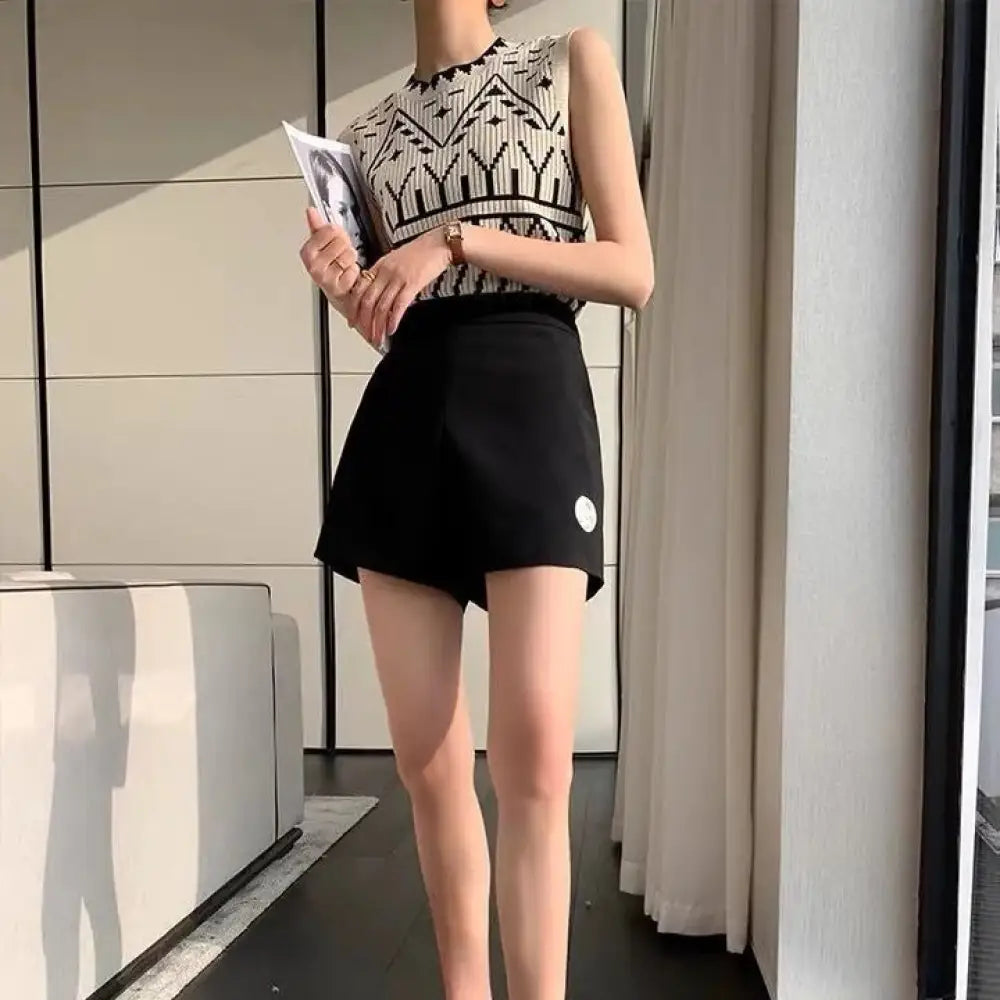 Knitted Sleeveless Vintage Vest | same ANTHEM. Elegant Streetwear for Lovers