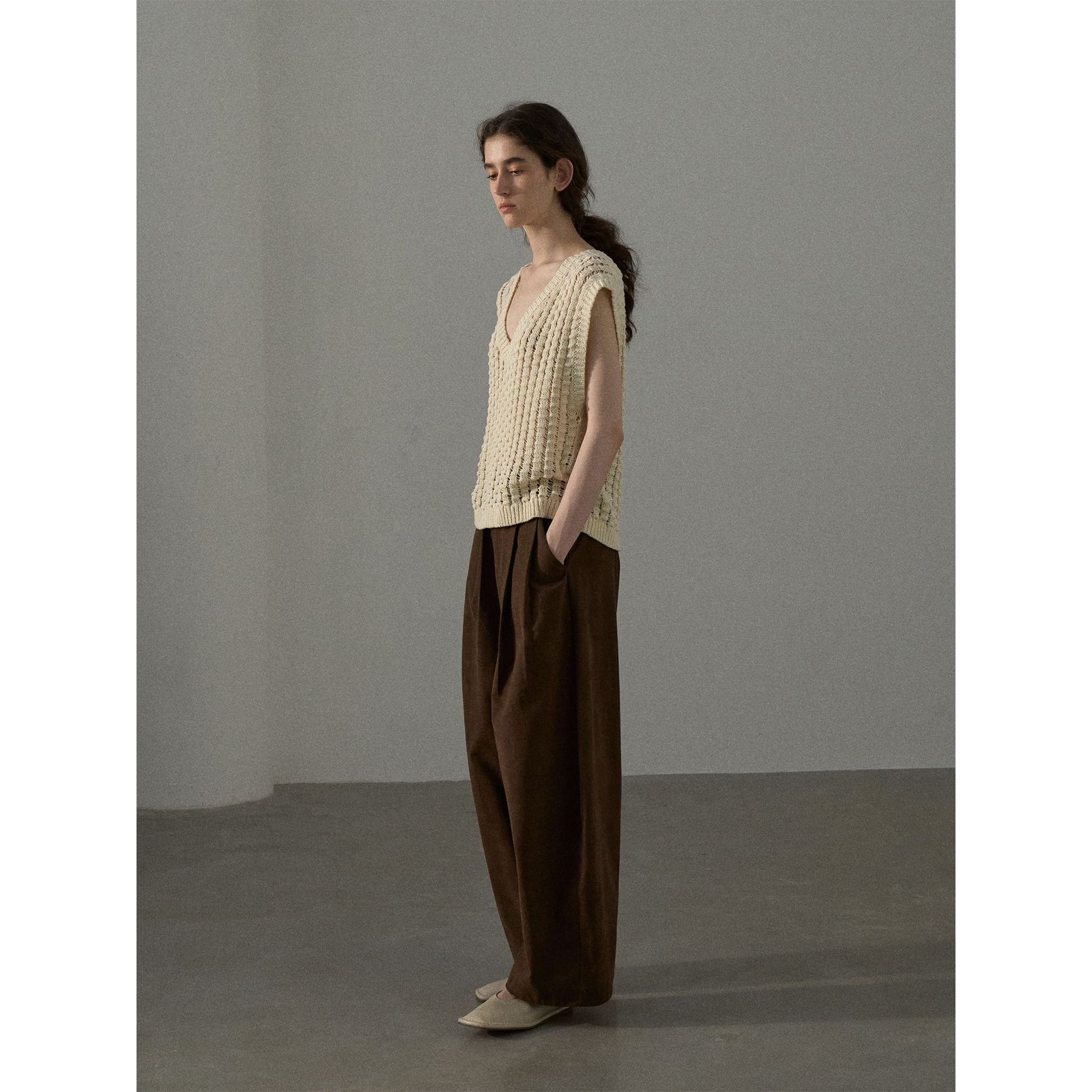Knitted V-Neck Vest | same ANTHEM. - Bag