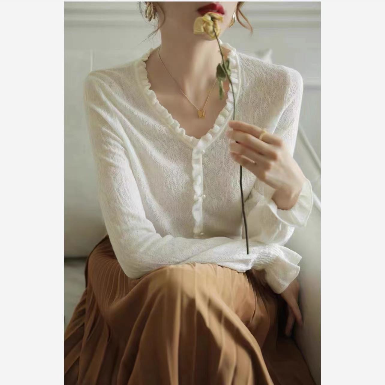 Lace V-Neck Hollow Sweater – Romantic Light Knit | same ANTHEM - Top